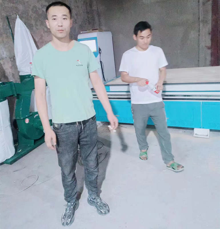 河南4658四工序數(shù)控開料機(jī)(圖1)